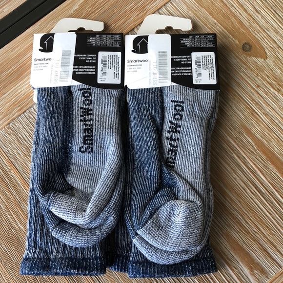 NWT 2 pack of unisex socks size L - Picture 4 of 4